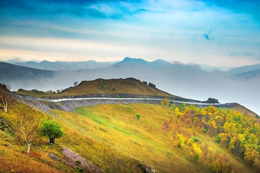 自驾|绝美自驾赏秋公路大盘点！北京周边的“秋名山”