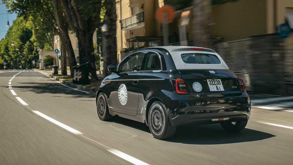 2020年全新菲亚特500电动车:可爱的都市小车_腾讯新闻