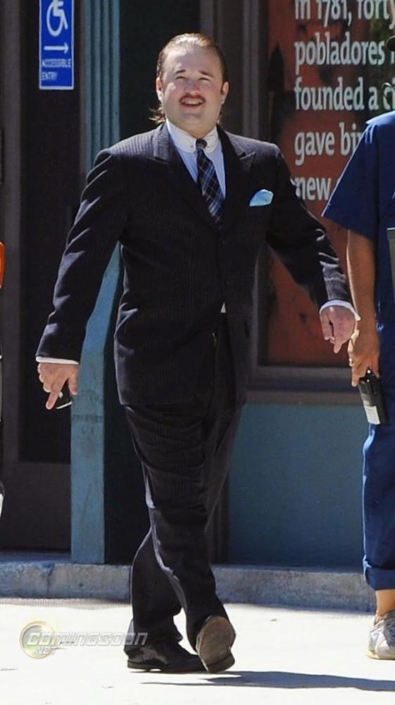 苏大强|那些曾经的神颜美少年，凭什么就不能变成“苏大强”“赵本山”？