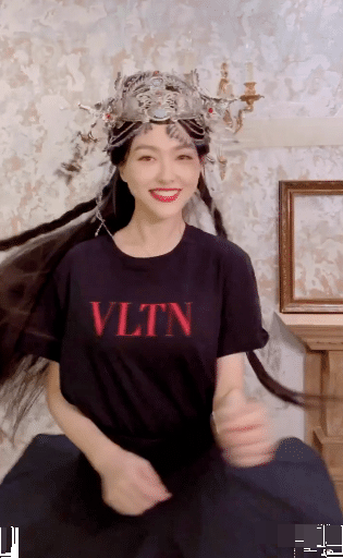 唐嫣|唐嫣最新自拍照曝光婚房陈设，但她怎么瘦得青筋暴起腿如麻杆