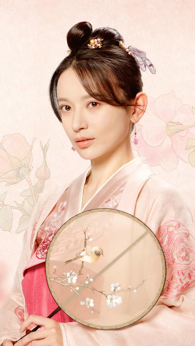 施诗也是18年大火的《知否》中盛墨兰的扮演者,盛墨