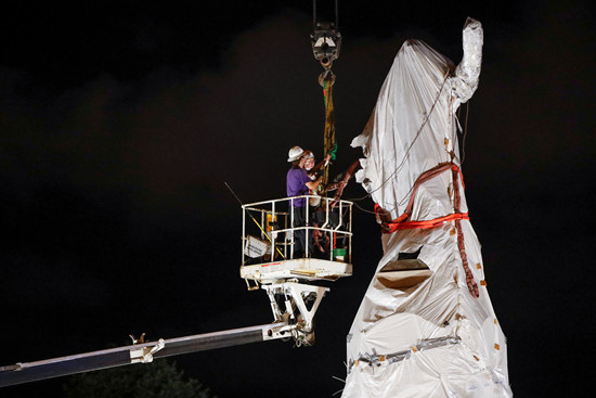 克里斯托弗·科德林顿|重塑雕像的意义