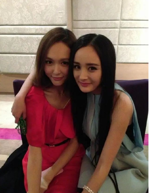 唐嫣|唐嫣晒生活动态 却被疑蹭杨幂热度