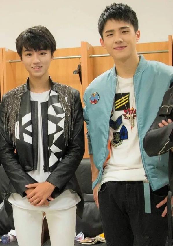 王俊凯|王俊凯刘昊然胡先煦被偶遇，拍戏间隙同游迪士尼，被赞梦幻同框