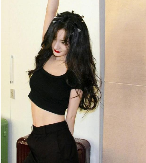 唐嫣|唐嫣晒生活动态 却被疑蹭杨幂热度