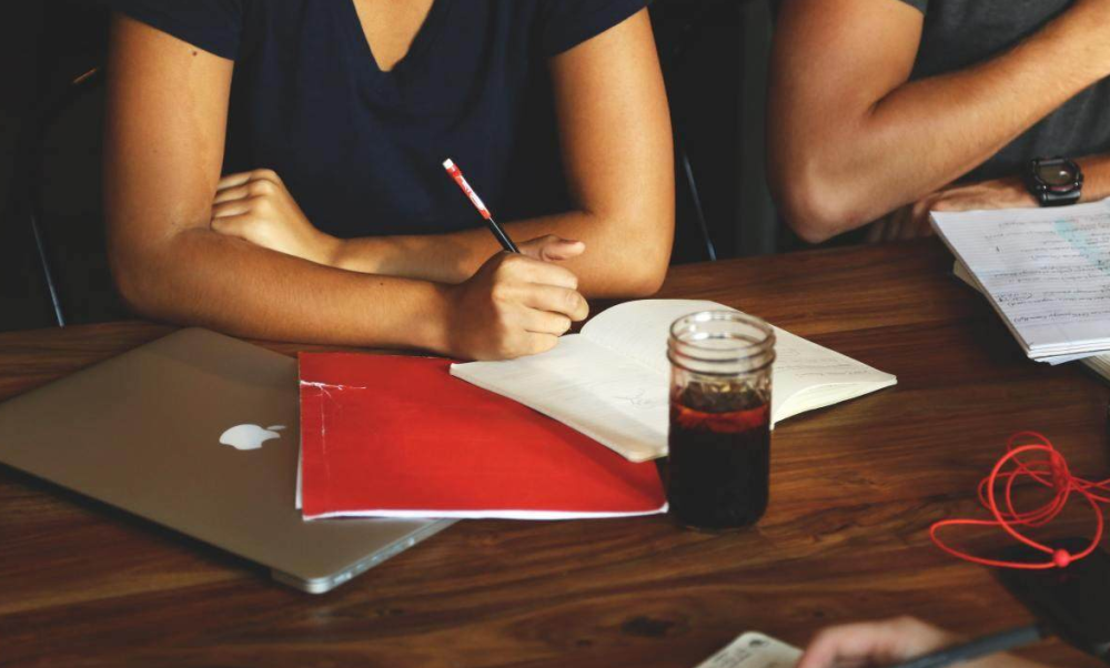 年终奖|硕士生毕业1年，入职北京的事业单位，拿了户口，晒出工资和年终奖