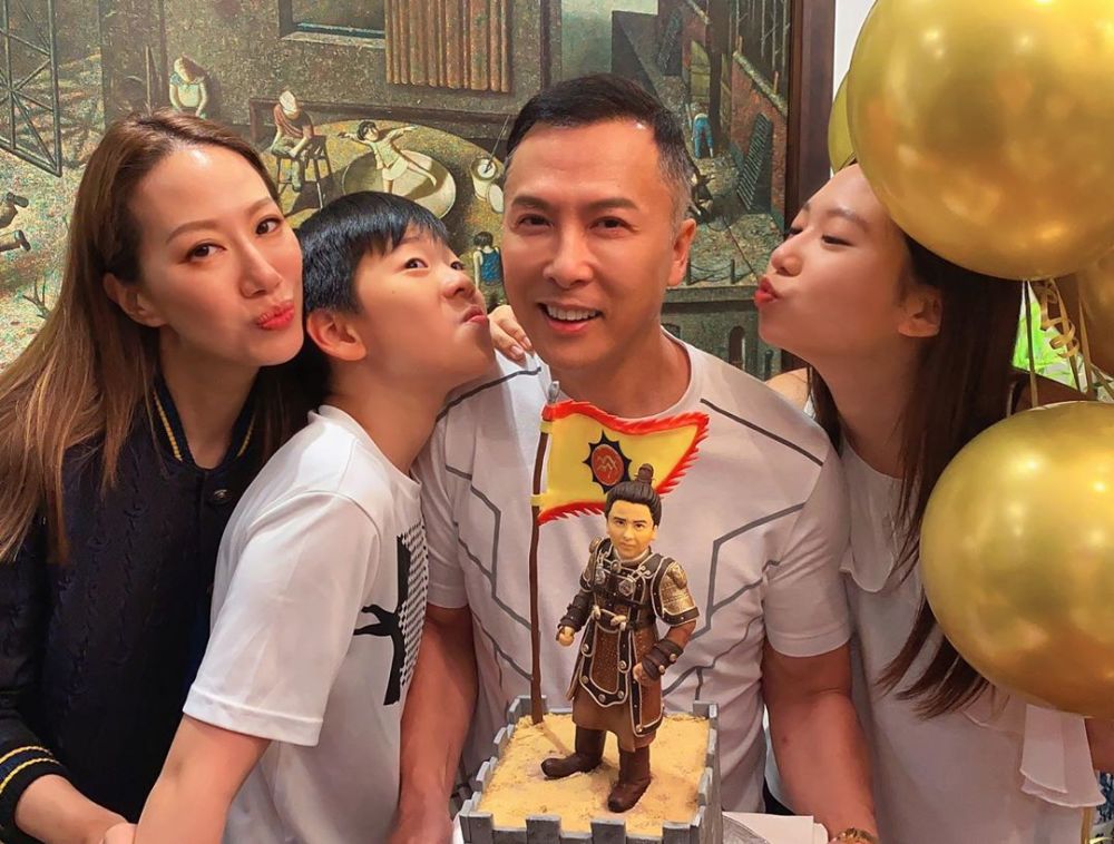 甄子丹|甄子丹有位一样很能打兼颜值高的妹妹 46岁了还能保持冻龄