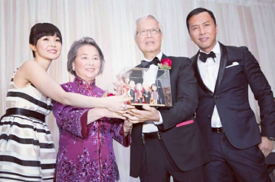 甄子丹|甄子丹有位一样很能打兼颜值高的妹妹 46岁了还能保持冻龄