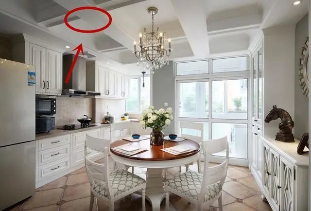 家有横梁太丑又不能砸,教大家三种设计方案,照着装就行了