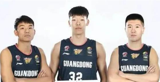 易建联|广东一夜三消息：阿联治疗费用报销，三少抵达北京，朱总提拔3人