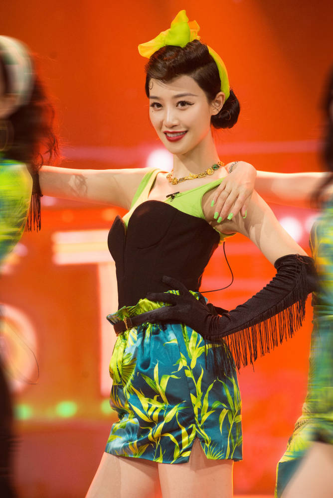 蓝盈莹|《浪姐》投票被质疑造假，金晨蓝盈莹粉丝停止投票，及时止损