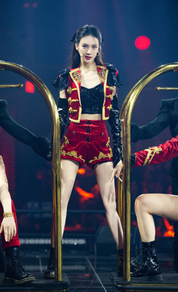 蓝盈莹|《浪姐》投票被质疑造假，金晨蓝盈莹粉丝停止投票，及时止损