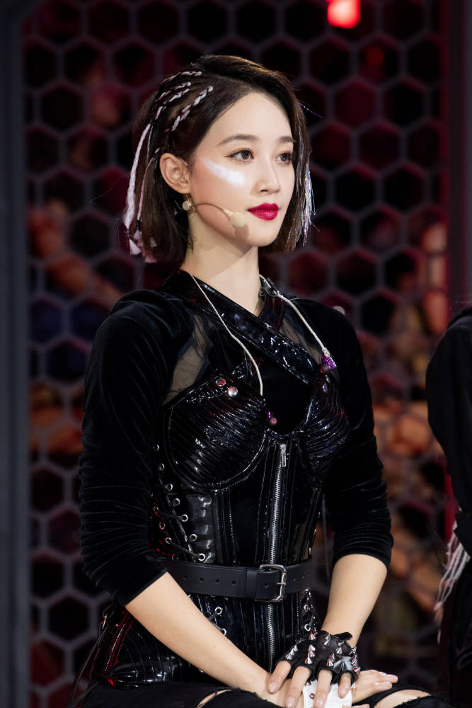 蓝盈莹|《浪姐》投票被质疑造假，金晨蓝盈莹粉丝停止投票，及时止损