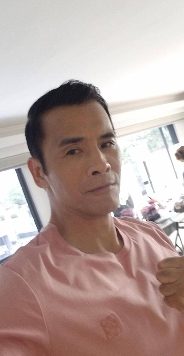 《使徒行者》猜fing一打十成经典,自曝做割胆手术,曾是名模