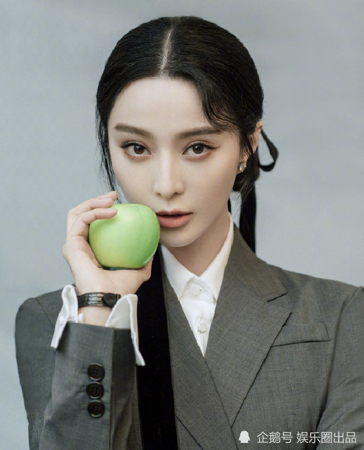 范冰冰|范冰冰西装写真原图曝光，皮肤暗淡胖出婴儿肥，与精修图反差明显