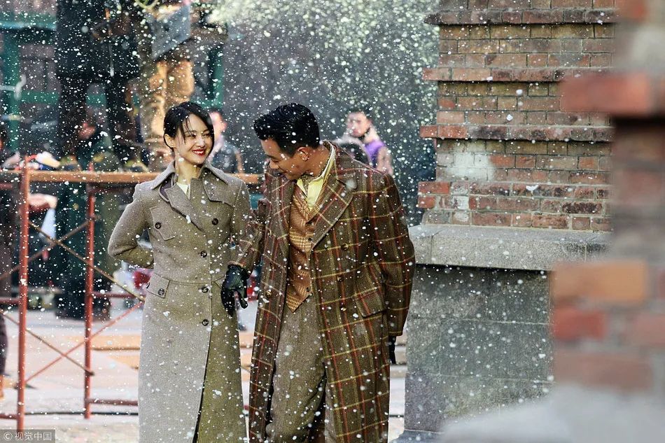 郑爽|杀青近2年，郑爽新剧终于要播，剧中和相差12岁的佟大为演恋人