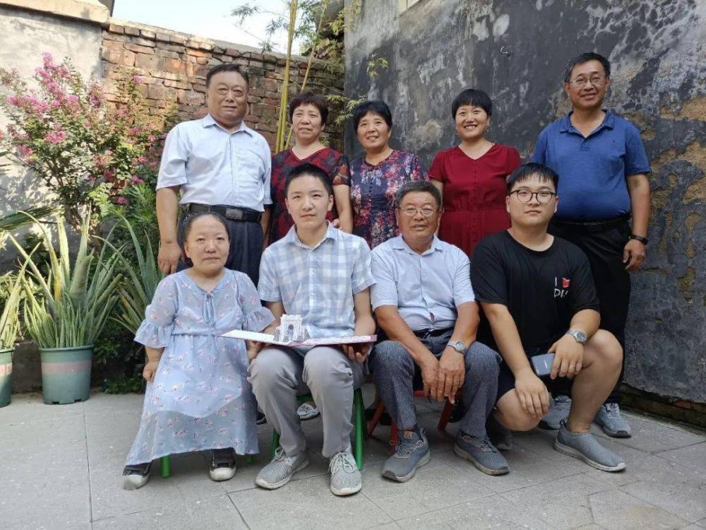 清华大学|清华大学新生直怼北京高考状元家长！一封感谢信，感动无数人！