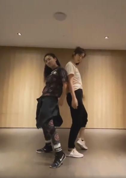 任家萱|Selina声音出问题，四处寻医无果！要办流水席纪念烧伤十年