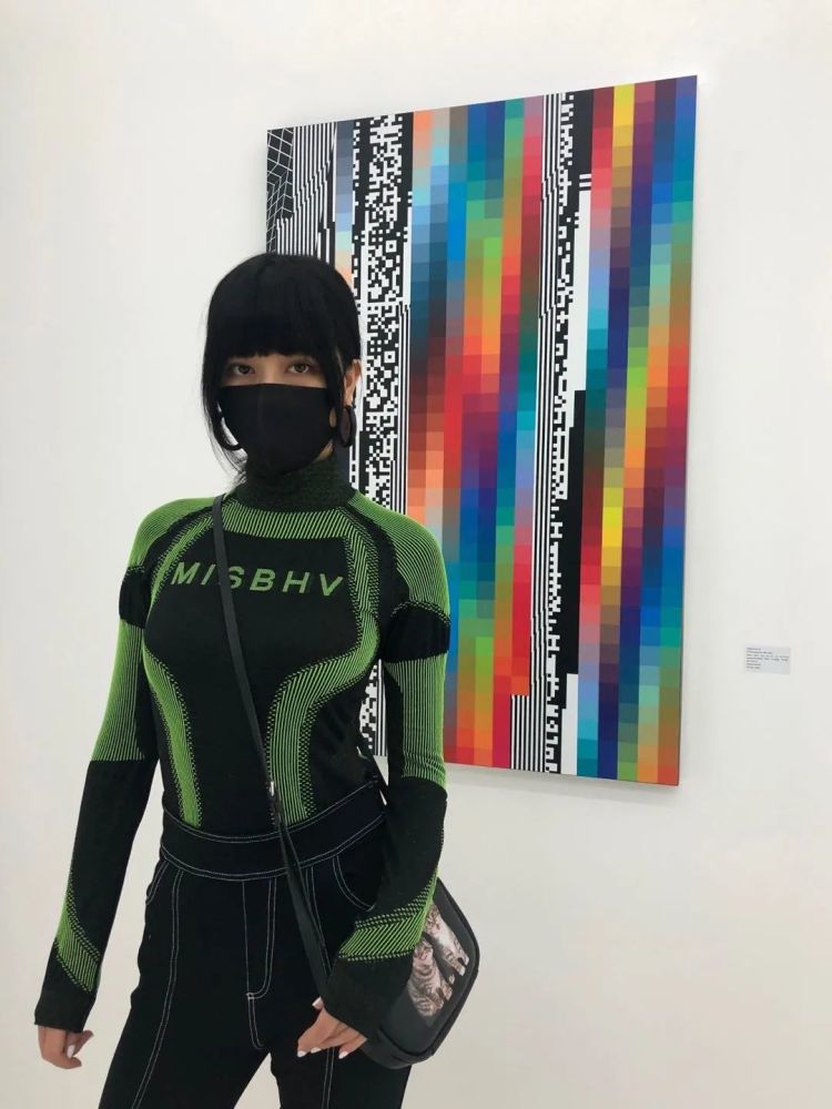 千禧风y2k造型大赏,看不懂是你out了!_腾讯新闻