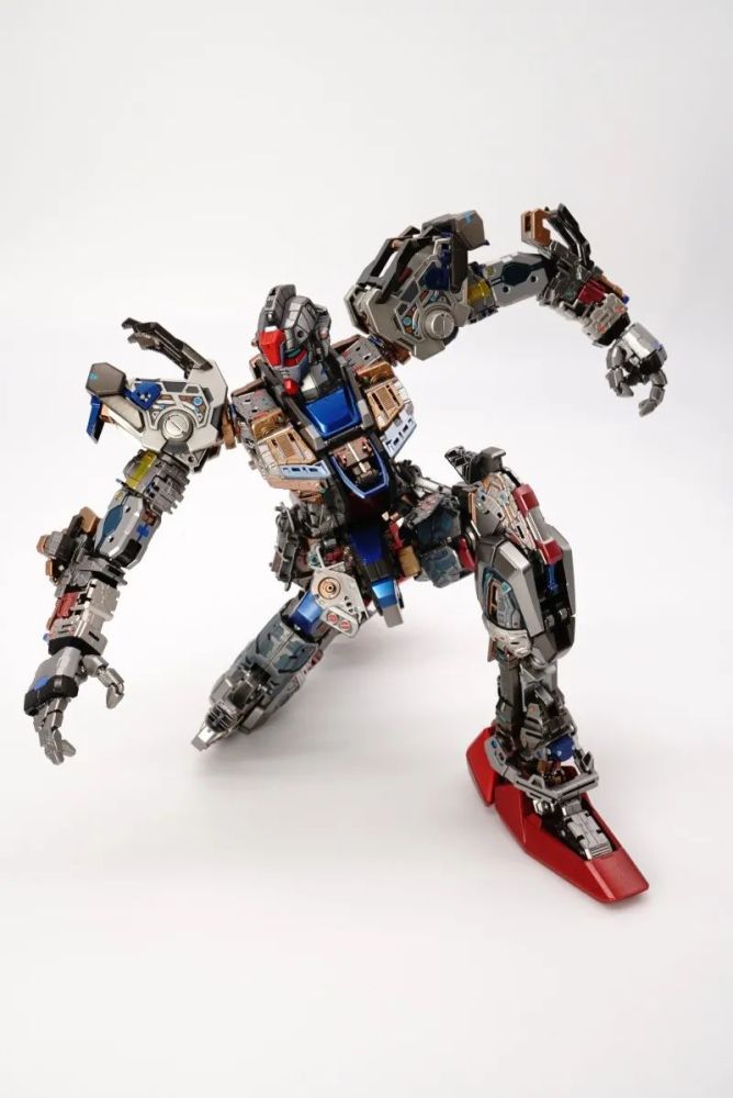 30周年限定pg透明强袭 空霸,制作还得看内构