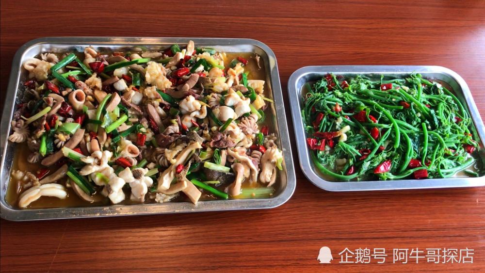 南宁藏在小区里的一家爆炒生料小馆,人均三十几元,老饕们的最爱