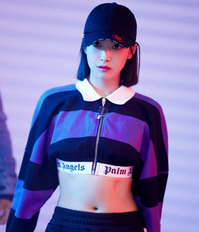 宋茜又刷新了我对她的认知穿三分衣炫腹马甲线连女生都心动