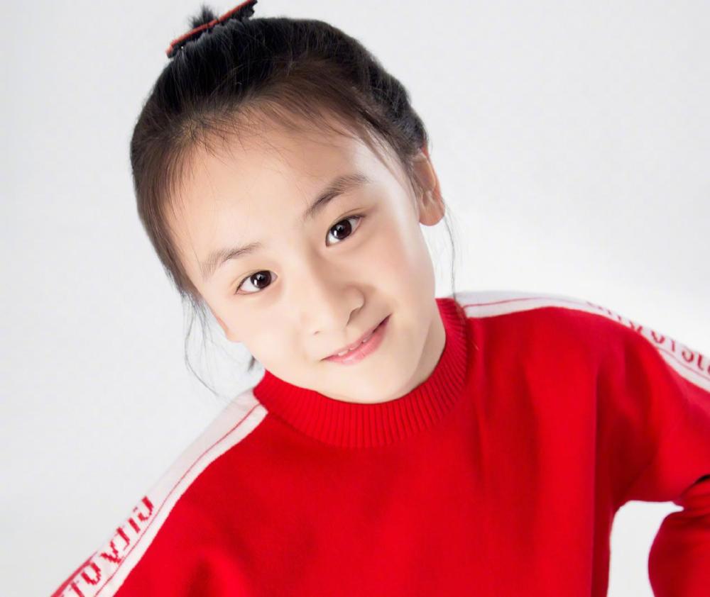 田亮晒森碟近照远离荧幕六年越长越美一双大长腿有运动员范儿