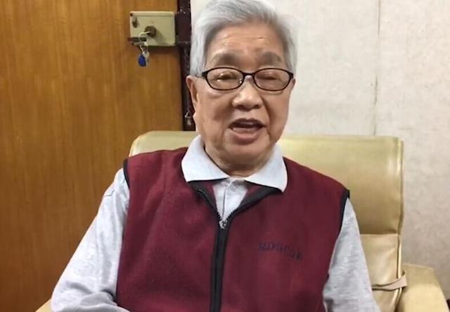 副导演|《开心鬼》副导演去世，黄百鸣受访致哀，发哥曾亲自为其颁奖