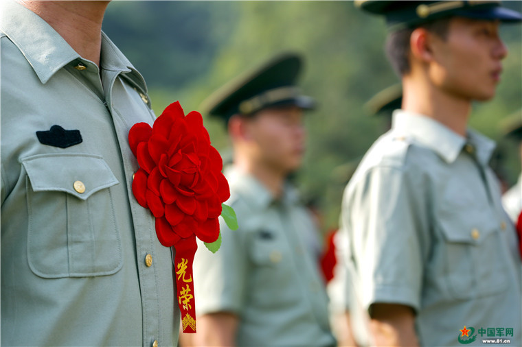 送战友!武警河池支队126名退伍老兵这样挥别军营