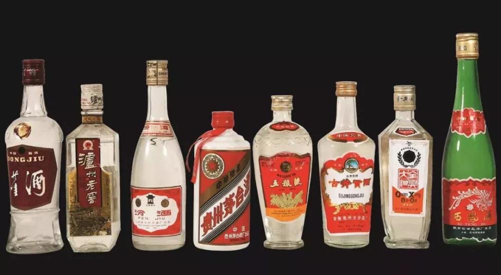 五粮液|价格多少的白酒适合收藏，收藏多久出手，茅台五粮液老酒价格是多少？