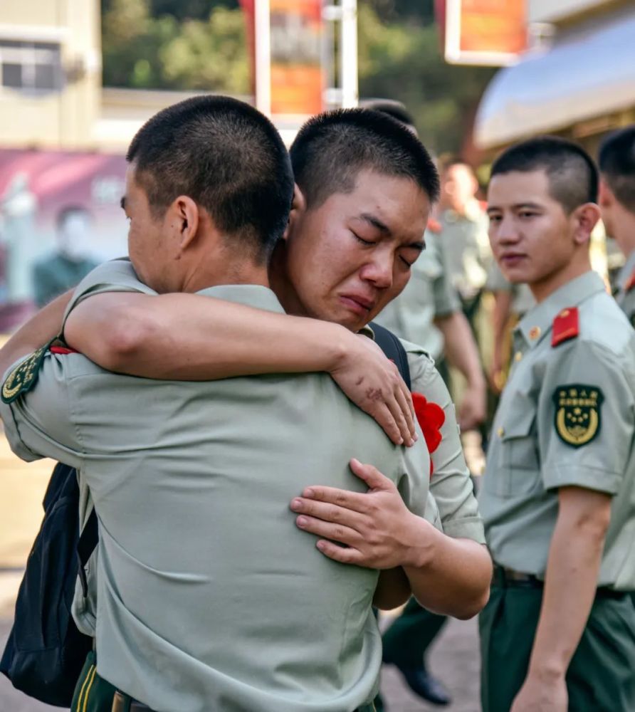 退伍季这些瞬间将感动定格