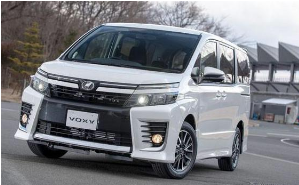买不起埃尔法不妨看它,丰田voxy仅15万,油耗4l|丰田|voxy|国产车|丰田