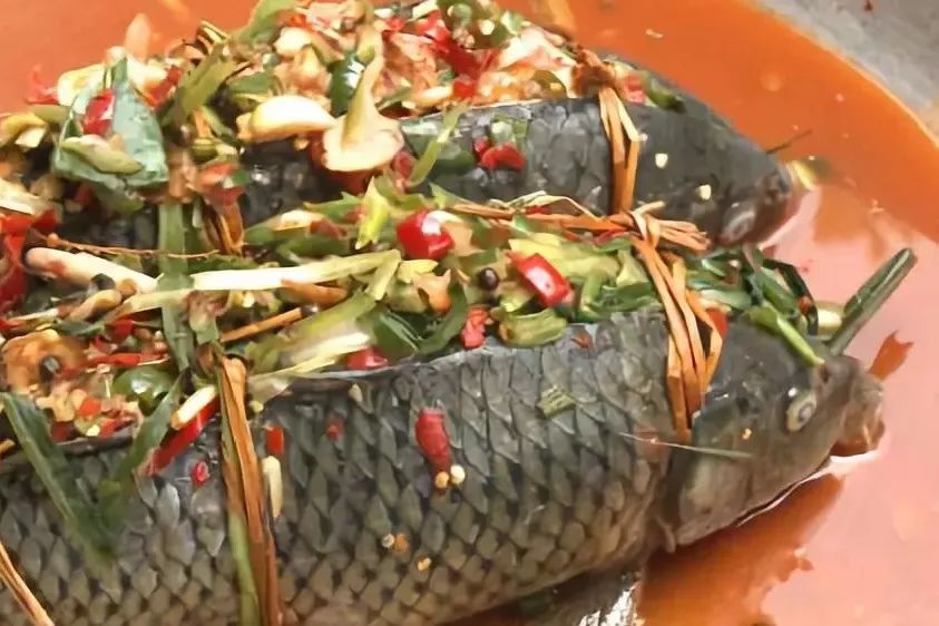 央视聚焦水族美食韭菜包鱼看了让人口水流