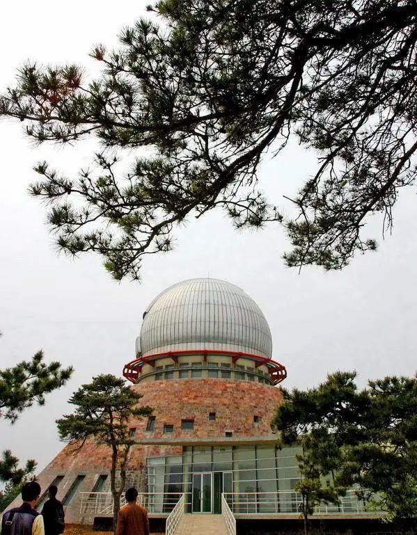 小行星|今天又一颗小行星飞过地球！地球：想撞我并不容易