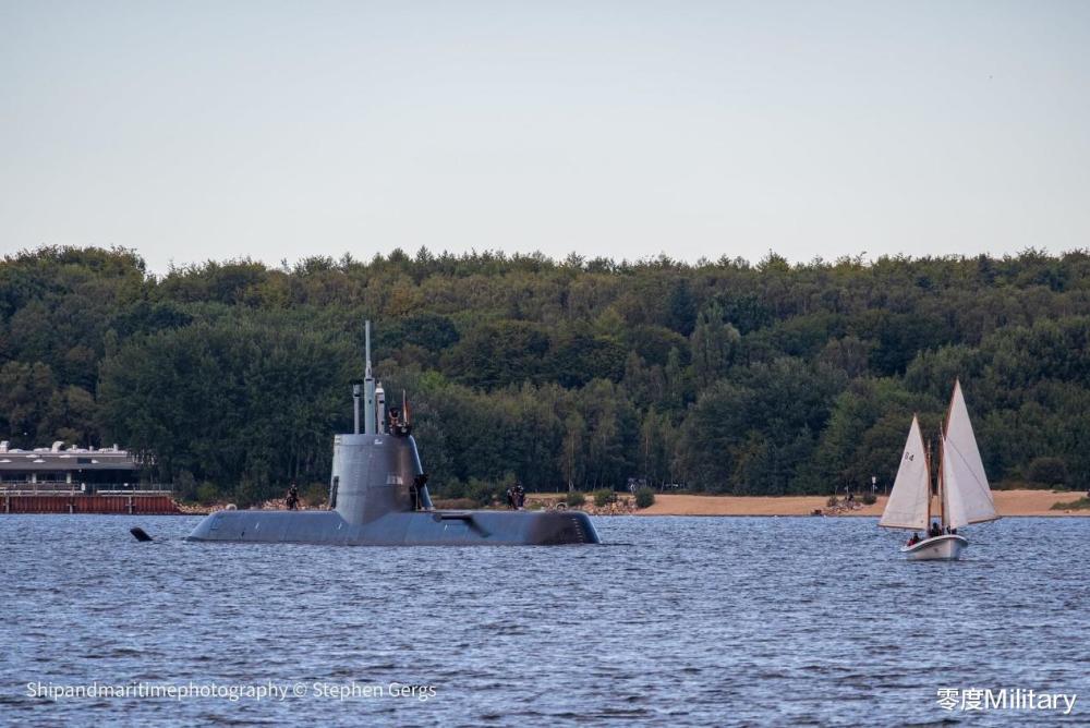 德国为新加坡建造的首艘218sg型潜艇开始试航 造价达10亿美元