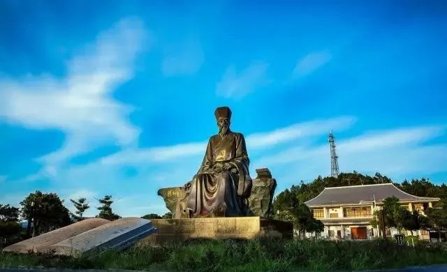 第二站:阳明公园位于和平县林寨镇东江支流的浰江河畔,古时是连接粤赣