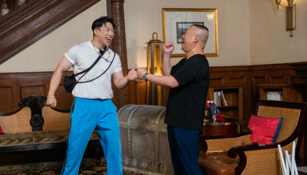 德云斗笑社|编剧猛批，《德云斗笑社》到底比脱口秀大会差了什么，不仅是热度