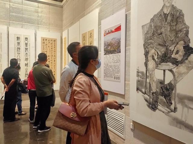 青铜峡市|青铜峡市举办“小康路上”四地美术书法摄影作品联展