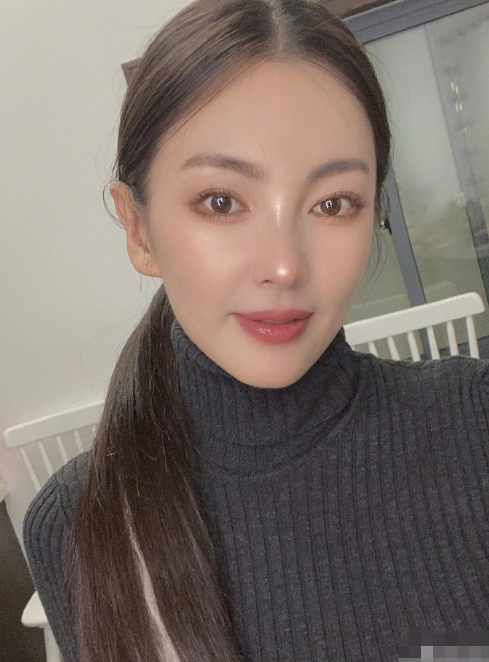 张雨绮|张雨绮“装大方”？网红表示她一句话损失1200万，本尊回应来了！