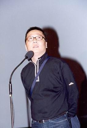 还记得唱《小芳》的李春波吗,广州拼25年才走红,却为何隐退?