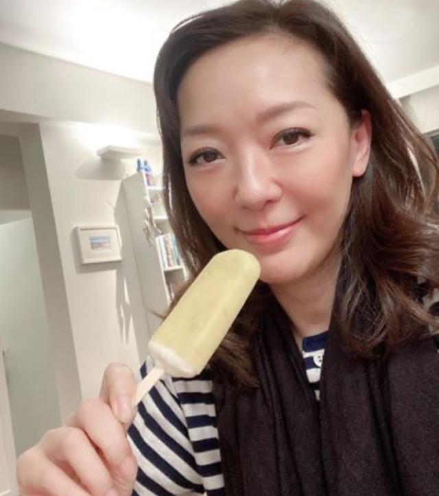 tvb|52岁郭少芸如愿续约TVB难掩兴奋，新剧搭档钟嘉欣，甘愿再做女二