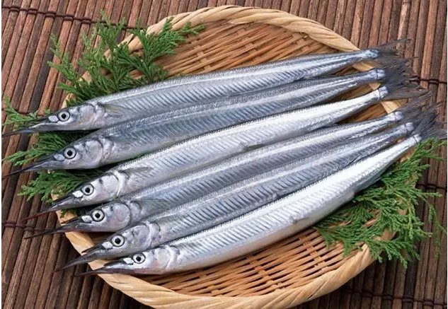 海楞蹦不用去鳞,没有小刺,吃起来十分鲜美.