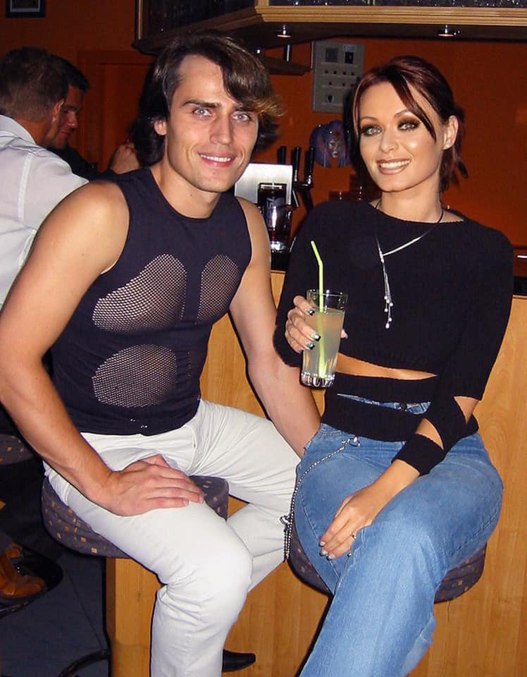 谢尔盖·库兹涅佐夫|俄罗斯最帅男歌手植物人五年后去世，曾心跳停止半小时后复活，爱妻悲伤发文