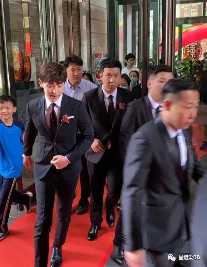 邓伦|干这事，他是最专业的？