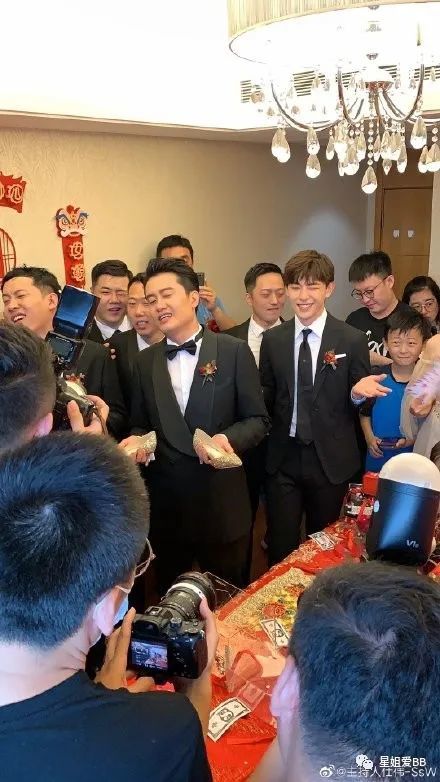 邓伦|干这事，他是最专业的？