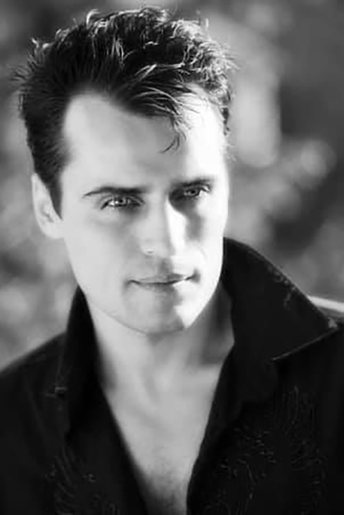 谢尔盖·库兹涅佐夫|俄罗斯最帅男歌手植物人五年后去世，曾心跳停止半小时后复活，爱妻悲伤发文