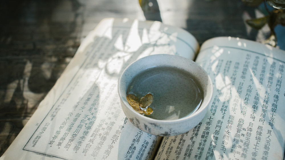 孔子|古人眼里的古人，《诛少正卯图》是讲孔子私人恩怨？还是儒法之争