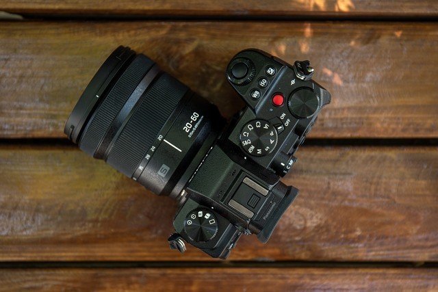 画质与性能兼备松下s5全画幅微单评测