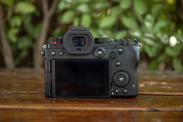 画质与性能兼备松下s5全画幅微单评测