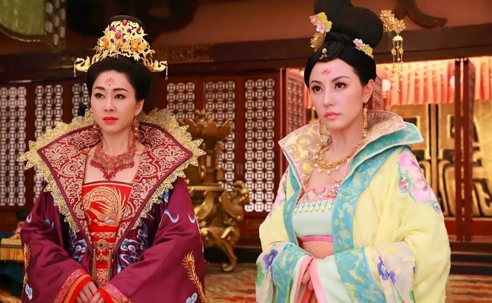 香港小姐|谢嘉怡撞脸迪丽热巴，拉升近年港姐颜值，可TVB审美仍一言难尽